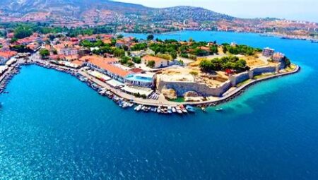 İzmir’de Gezilecek Yerler Foça’nın Deniz Fenerleri